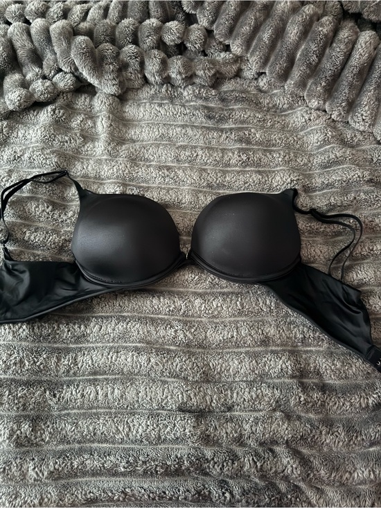 Other - Black T-Shirt Bra with Light Padding - Women Intimates